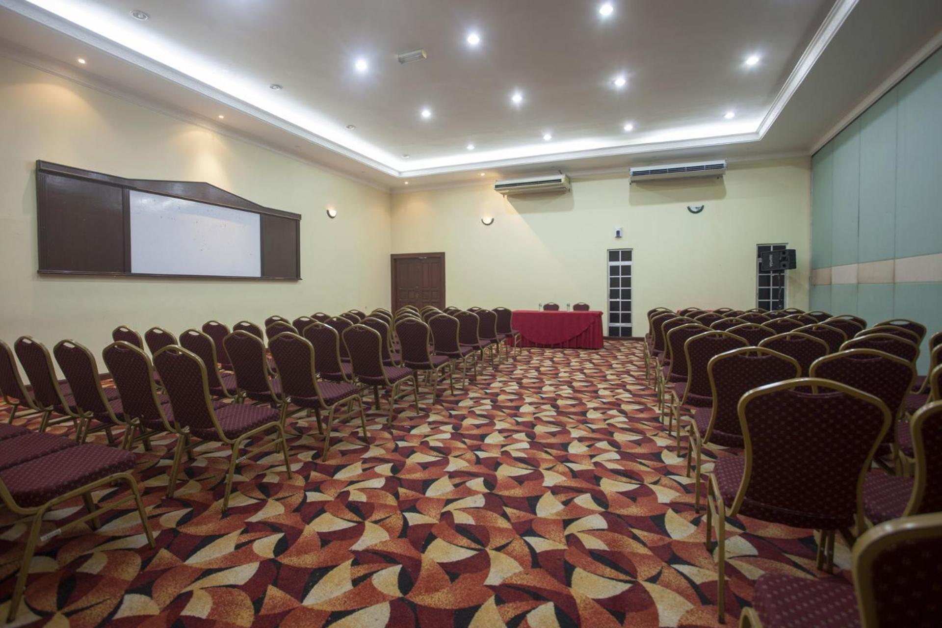Hotel Seri Malaysia Ipoh Buitenkant foto
